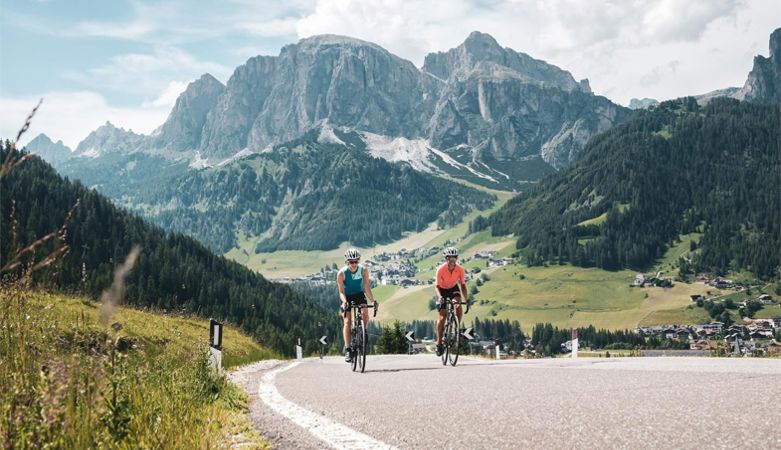 Dolomites Bike Day Tour - Campolongo Pass