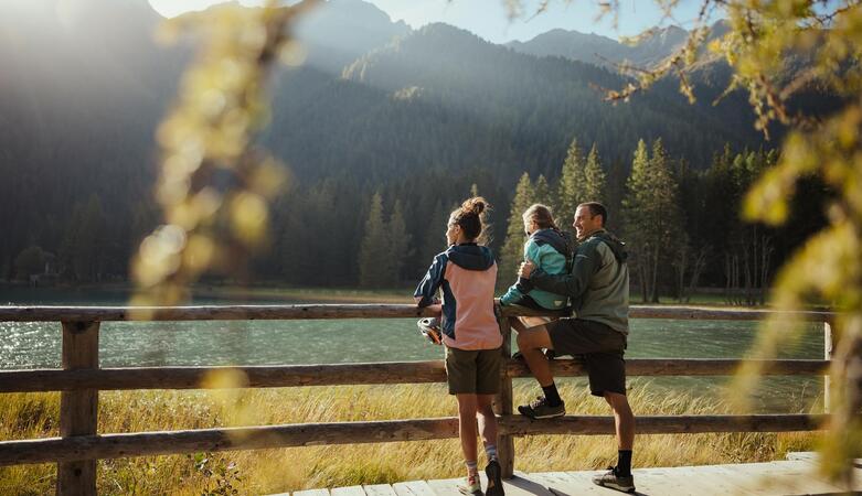 A family with a child at Lake Antholz