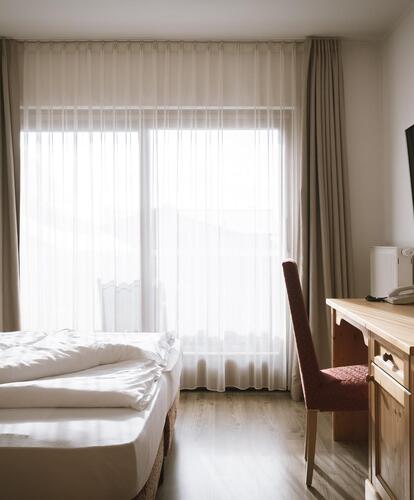 doppelzimmer-dolomiten-hotel-innerhofer