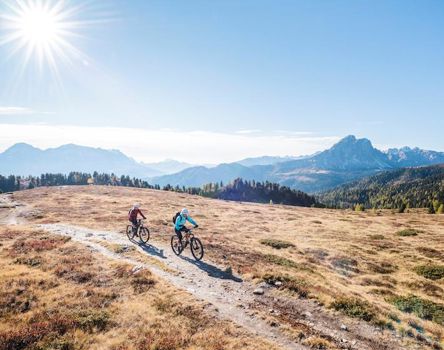 herbst-radfahren-berg