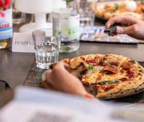 Una pizza napoletana